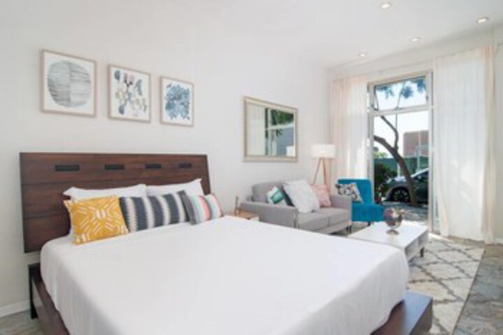 Image of Studio Apt in Little Italy