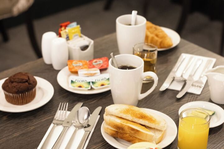 Breakfast/Coffee Service 94 of 106