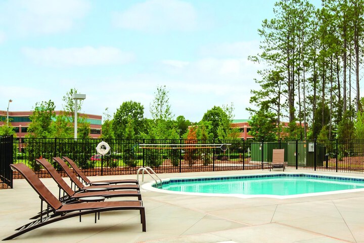 Pool Hotel