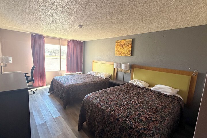Room 3 of 6