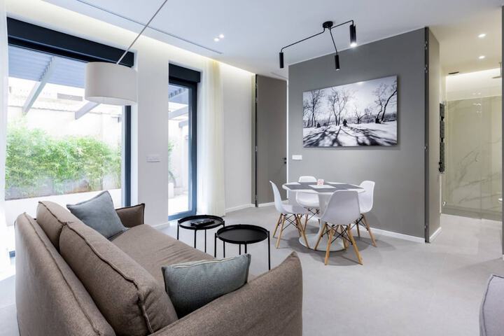 Room 18 of 45