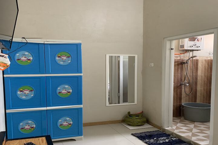 Room 43 of 58
