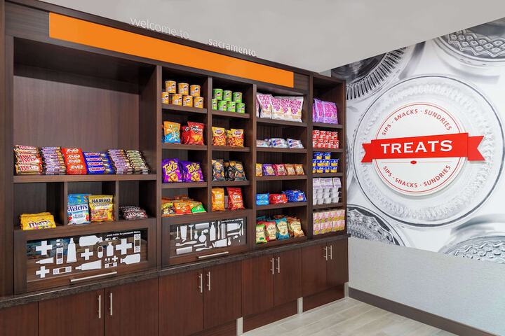 Snack bar