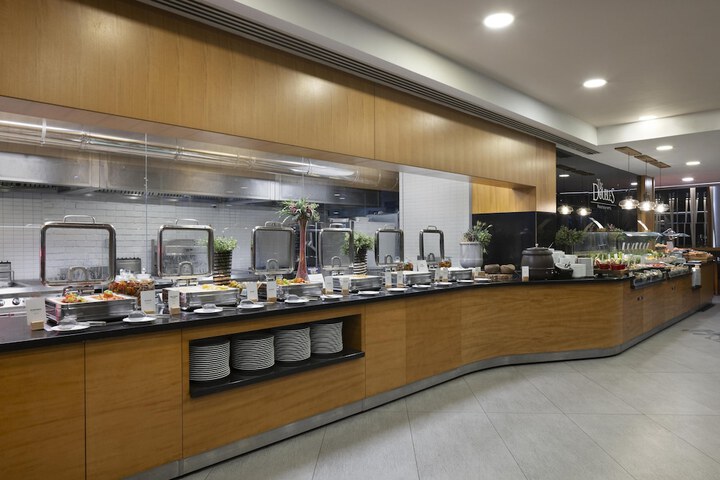 Dining 135 of 191