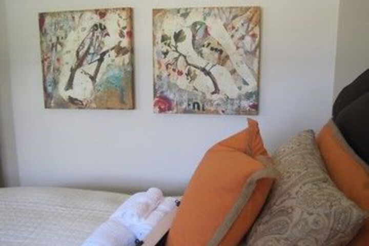 Room 10 of 29