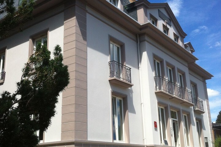 Hotel Exterior 43 of 46