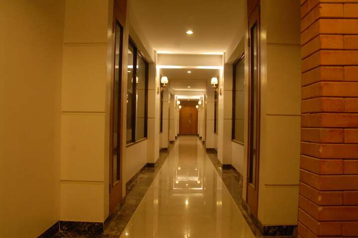 Ballroom/Hall 43 of 49