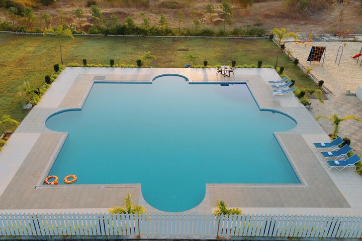 Pool 49 of 139