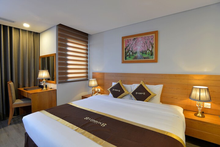 Room 6 of 37