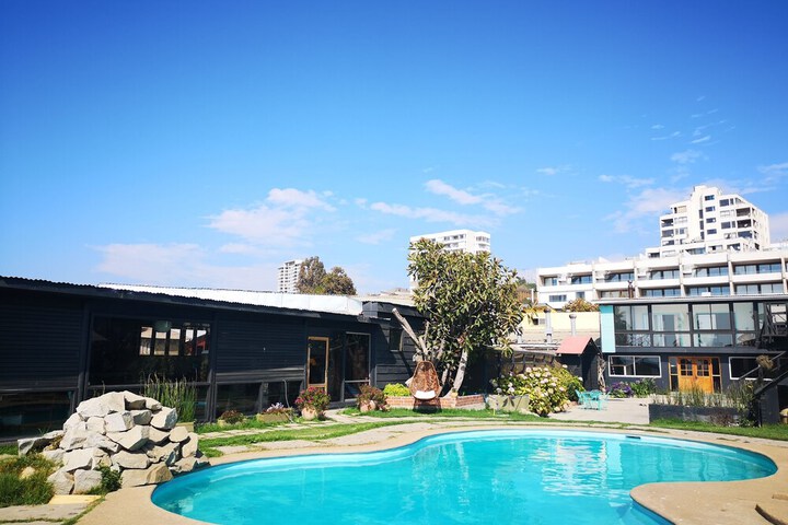 Hotel 33 of 40