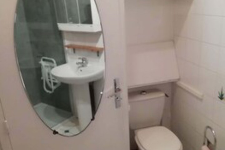 Room 8 of 73