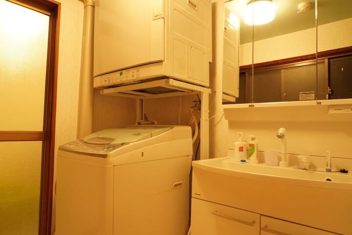Room 17 of 23