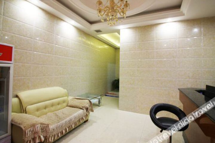 Hotel Interior 12 of 25