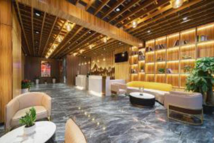 Huaji Hotel