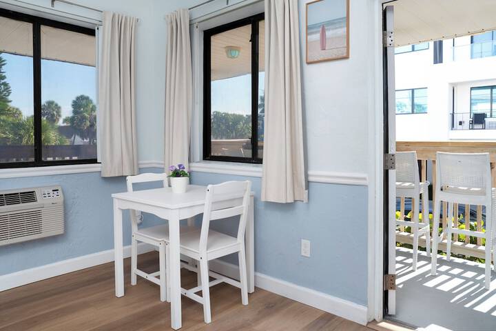 Room 30 of 58