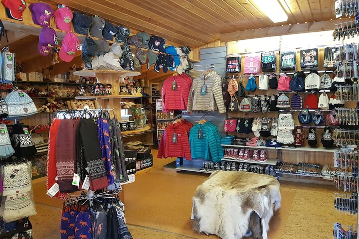 Gift Shop 83 of 103