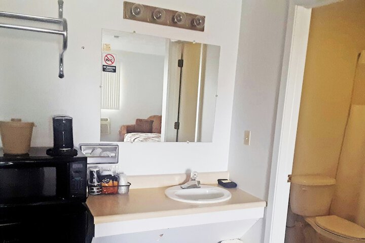 Room 12 of 31