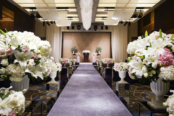 Ballroom/Hall 53 of 83