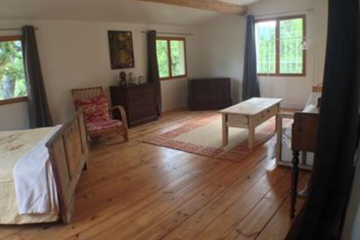 Room 29 of 74