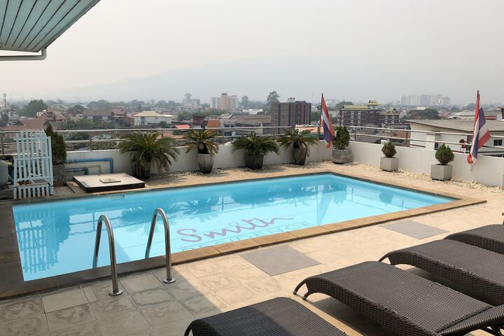 Pool 45 of 58