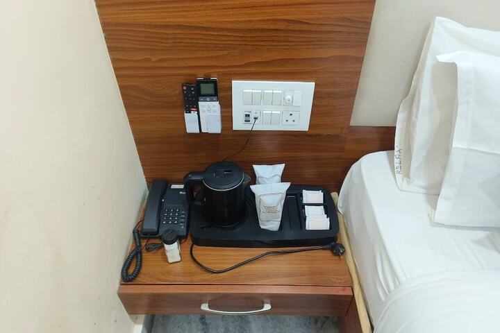 Room 17 of 48