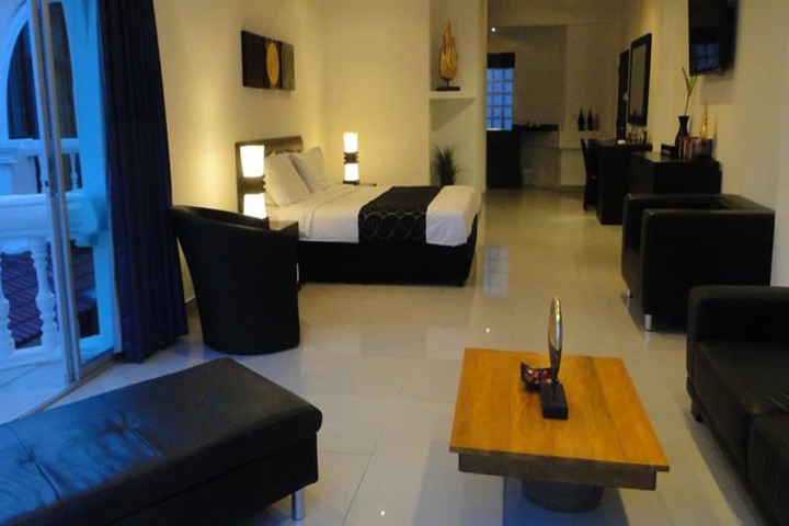 Room 12 of 88