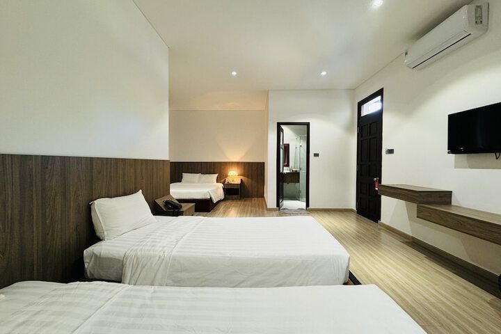 Room 6 of 140