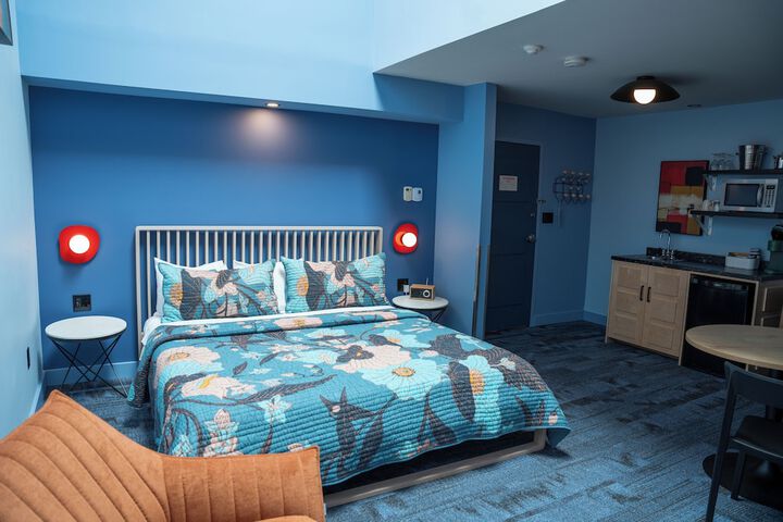 Room 13 of 50