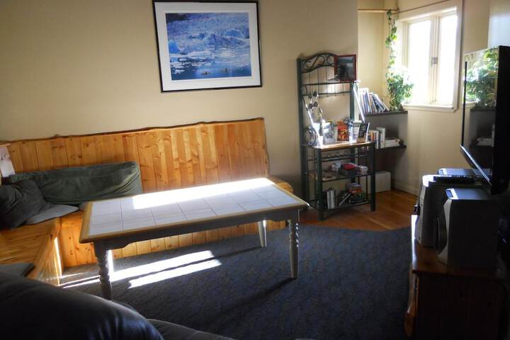 Room 28 of 60