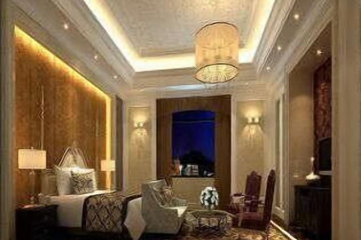 Room 21 of 74
