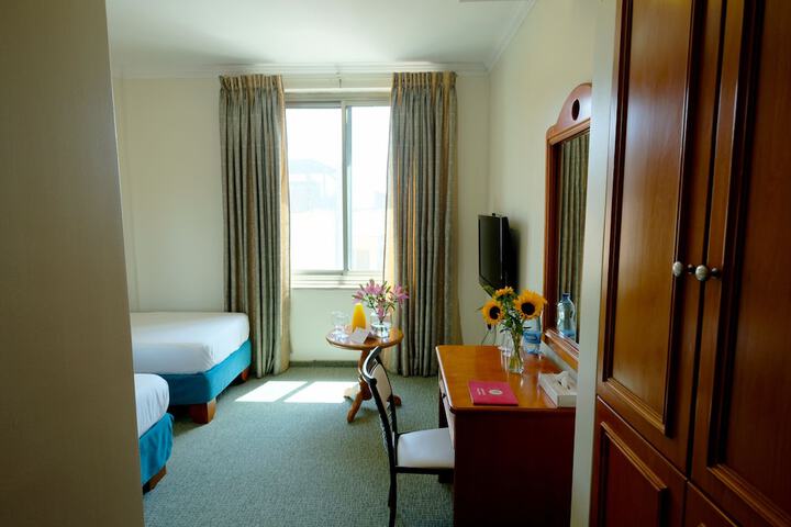 Room 42 of 74