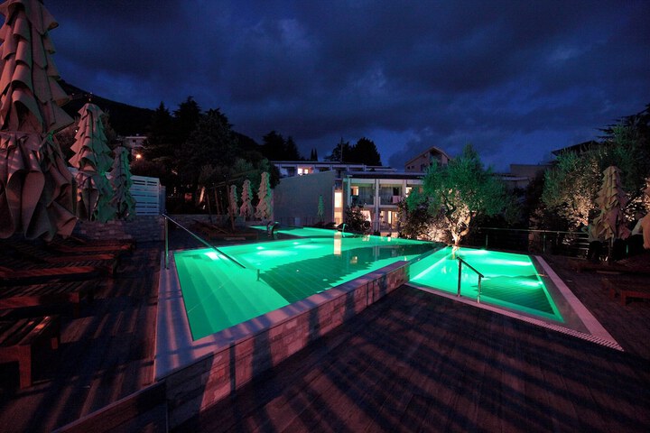 Pool 11 of 23