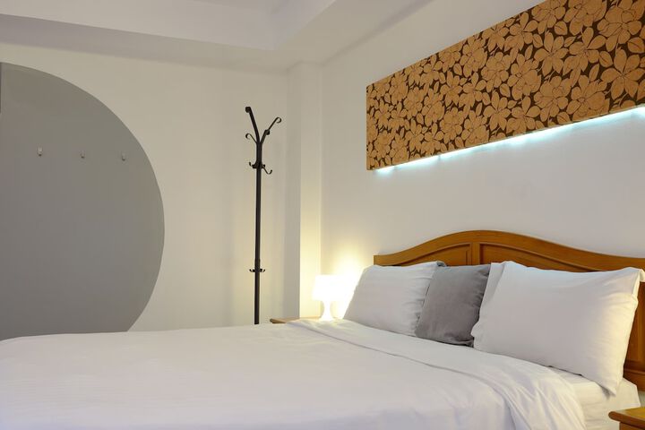 Room 6 of 45