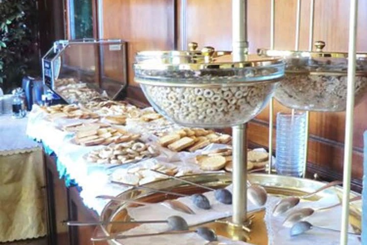 Breakfast/Coffee Service 27 of 52