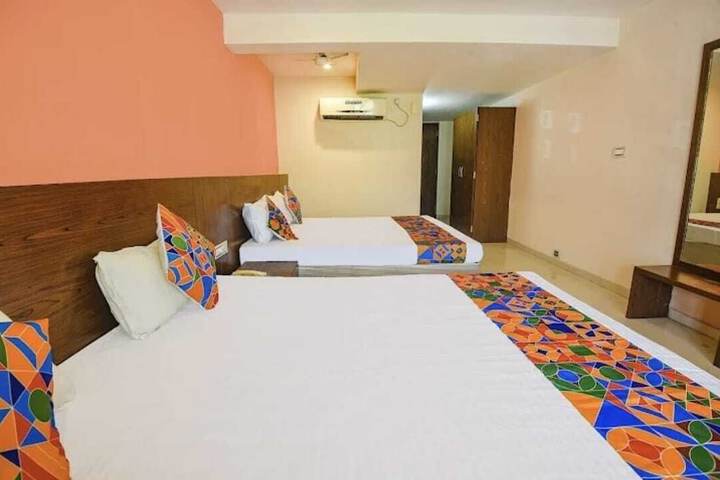 Room 3 of 6