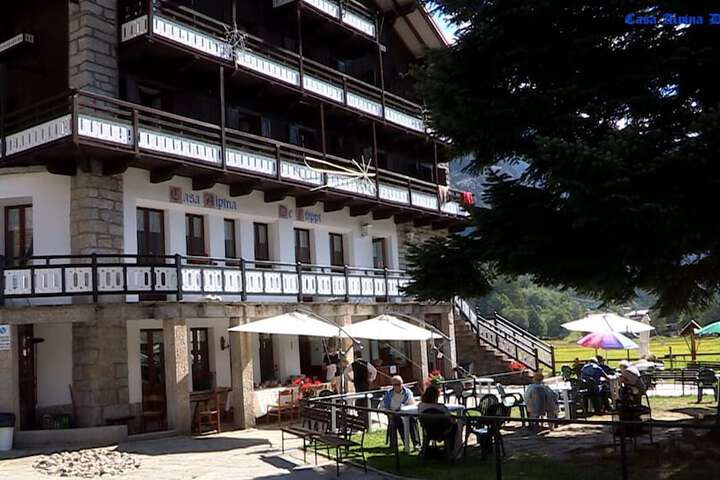 Hotel 11 of 11