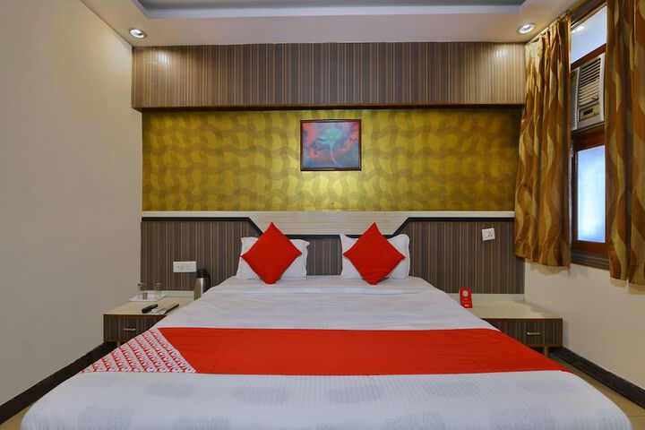 Room 16 of 20