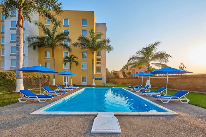 Hotel with Pool