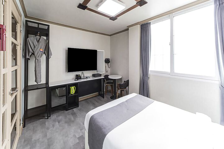 Room 14 of 139