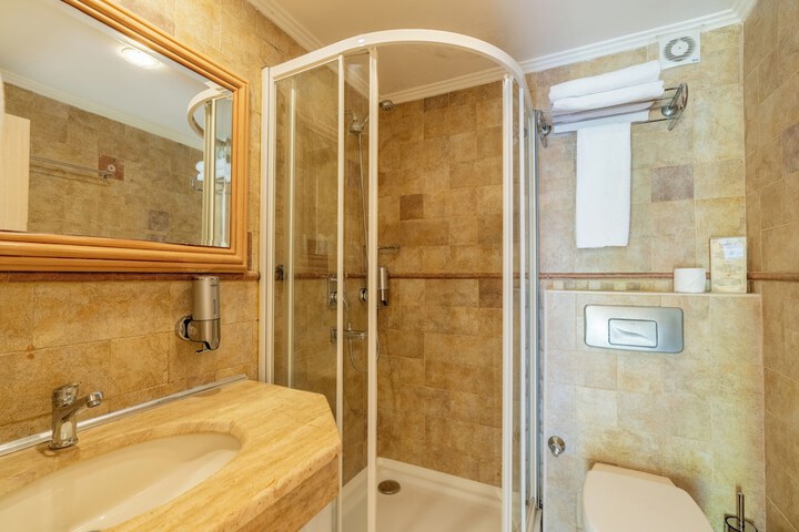 Bathroom Interior Photo