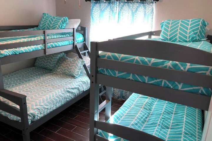 Room 6 of 49