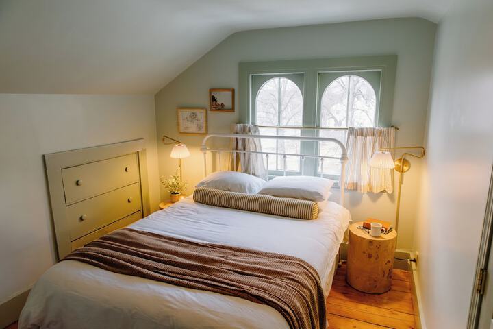 Room 8 of 52