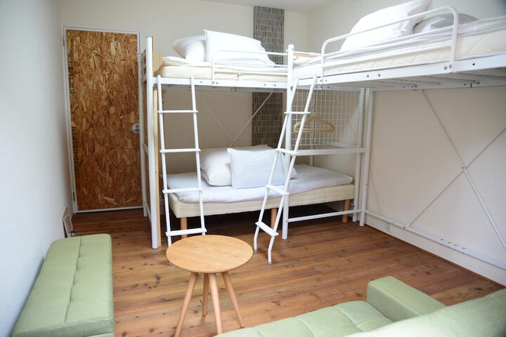 Room 11 of 57