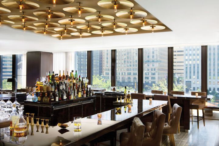 Lounge 70 of 89