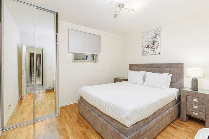 Room 40 of 150