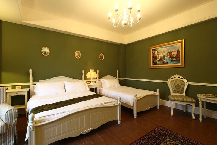 Room 6 of 46