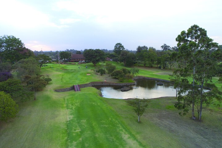 Golf 102 of 143