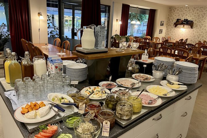 Dining 71 of 91
