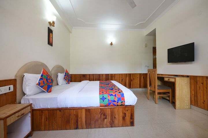 Room 21 of 28