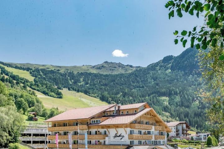 Hotel Andy